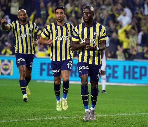 jorge-jesusun-gelisiyle-fenerbahce-kriz-ve-kaosu-geride-birakarak-mutluluga-adim-atti-1665531446413.jpeg