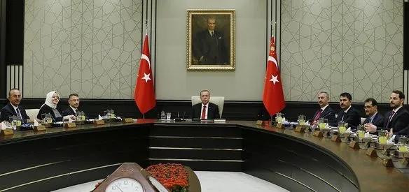 TÜRKİYENİN İLK CUMHURBAŞKANLIĞI HÜKÜMET SİSTEMİ KABİNE TOPLANTISI YAPILDI