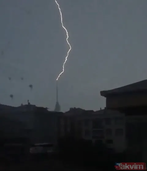 İstanbul'da Çamlıca Kulesi'ne yıldırım düştüğü anlar kamerada - 2