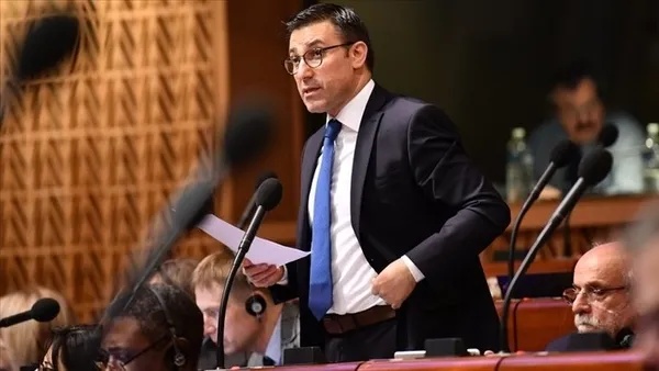 son-dakika-eski-abd-buyukelcisi-james-jeffreyden-dikkat-ceken-feto-aciklamasi-15-temmuz-ile-11-eylul-ayni-1658039641168.jpg SON DAKİKA: Eski ABD Büyükelçisi James Jeffrey'den dikkat çeken FETÖ açıklaması: 15 Temmuz ile 11 Eylül aynı-9