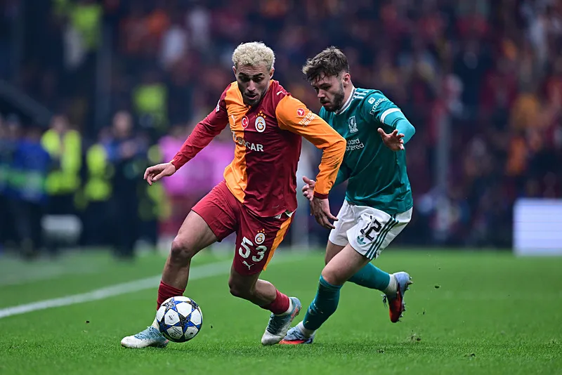 Spor yazarları Galatasaray'ın Liverpool zaferini değerlendirdi! "Enerji patlaması" - 12