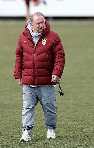 SON DAKİKA: Galatasaray'da Burak Elmas'tan ilk hamle: Fatih Terim Florya'da!