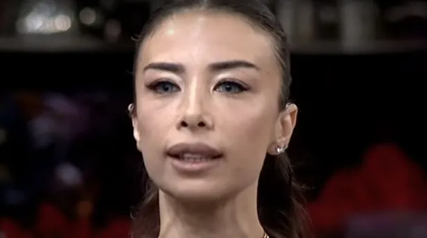 Masterchef Burcu Önal'ı gören anne babalar çocukların gözlerini kapatıyor yapma bunu Burcu! Ajda Pekkan gerçeği şaşırtan Burcu...-3