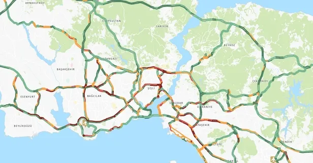 Okullar tatil ama yollar kilit: İstanbul'da trafik yoğunluğu yüzde 83'e ulaştı