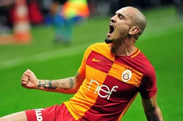 Maicon'un menajeri Galatasaray'a fax çekti!