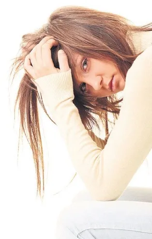 B12 eksikliği sağlık sorunları beraberinde çağırıyor! Yaşam kalitenizi düşürüyor