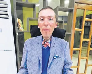 Böyle vicdansızlık görülmedi! Kas erimesi hastalığı olan Çağlar Özyiğit kirada oturduğu evden çıkartılmak isteniyor