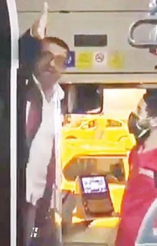 Bisikletiyle otobüse binen kadınla tartışan şoför açığa alındı