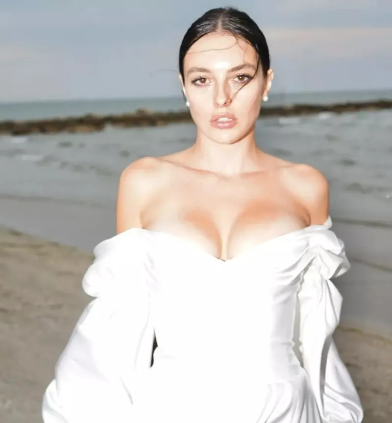 Melis Sezen’den Yeni Proje! Deha’nın İmre'si O Dizinin Başrolü Oldu-5