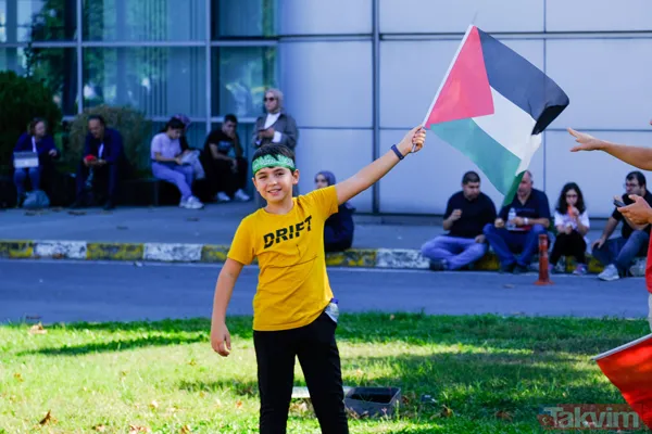 BÜYÜK FİLİSTİN MİTİNGİ! 7'den 70'e milyonlarca vatandaş Atatürk Havalimanı'na akın etti! - 22