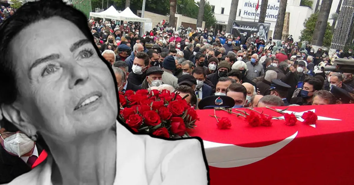 SON DAKİKA: Fatma Girik Bodrum’da sonsuzluğa uğurlandı! Vasiyeti yerine getirildi, Memduh Ün’ün yanına defnedildi