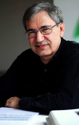 Orhan Pamuk FETÖ'cülere sahip çıktı