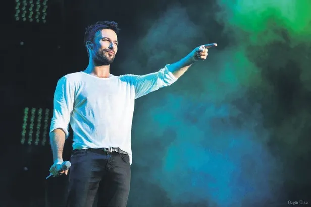 canla-basla-calistilar-1675981776761.jpeg Ünlü isimler deprem bölgesine destek için canla başla çalıştı! Demet Özdemir, Oğuzhan Koç, Murat Boz, Mustafa Sandal... - 11