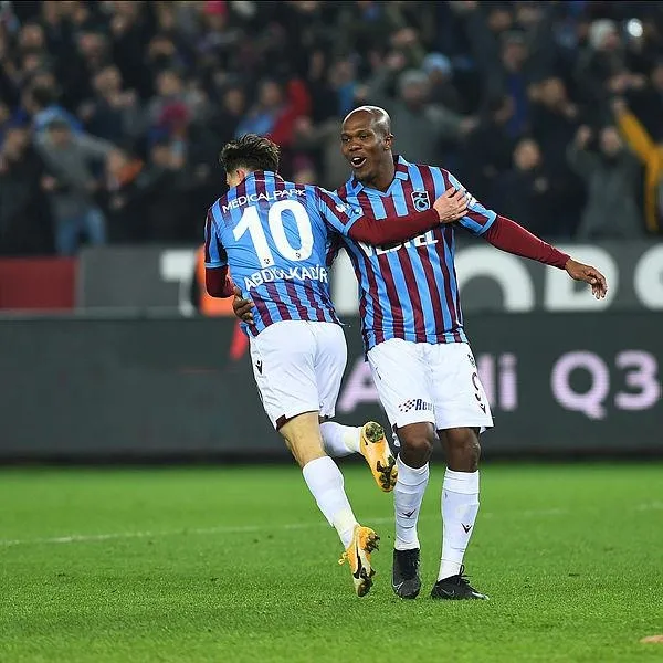 Trabzonspor'un Nijeryalı yıldızı Nwakaeme performansıyla dikkat çekiyor-4