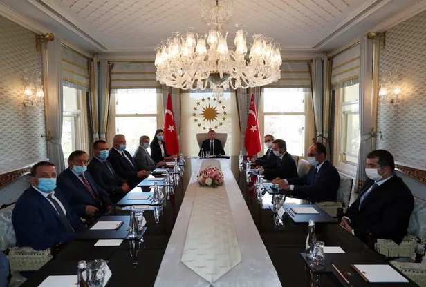 son-dakika-baskan-erdogan-ukrayna-basbakan-yardimcisi-oleg-uruskyi-kabul-etti-1598544315098.jpeg Son dakika: Başkan Erdoğan Ukrayna Başbakan Yardımcısı Oleg Urusky'i kabul etti-2