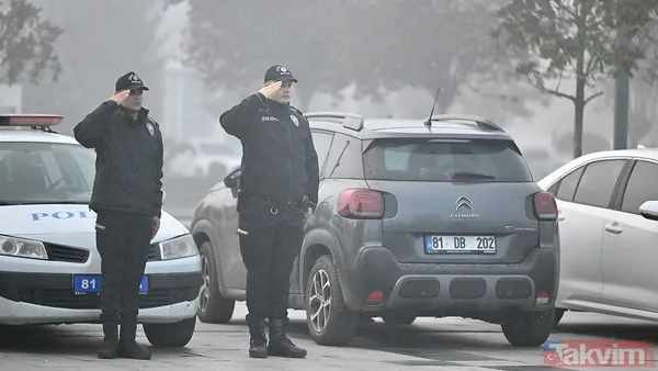 Saat 09.05'te hayat durdu! 81 ilde Atatürk'e saygı duruşu... - 12