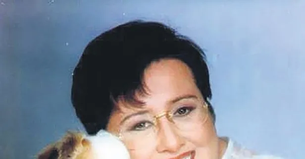 Akrep Nalan lakabıyla bilinen ünlü şarkıcı Füsun Nalan Açın hayata gözlerini yumdu