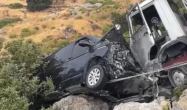 SON DAKİKA: İbrahim Tatlıses kaza yaptı! İbrahim Tatlıses'in sağlık durumu nasıl? Hastaneden ilk görüntüler...-8