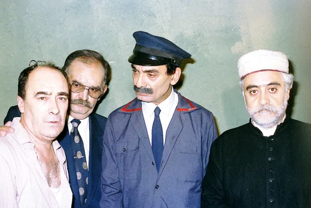 ali-demirel-kimdir-olacak-o-kadar-ali-demirel-neden-oldu-kac-yasindaydi-ve-nereli-1624880440851.jpg Ali Demirel kimdir? Olacak O Kadar Ali Demirel neden öldü, kaç yaşındaydı ve nereli?-2