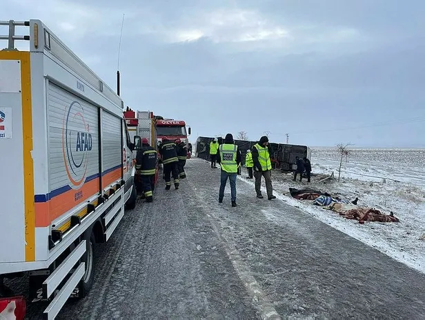 Son dakika: Konya'da feci trafik kazası: Tur otobüsü devrildi 6 kişi öldü 42 kişi yaralandı! Ölenlerin kimlikleri belli oldu-2