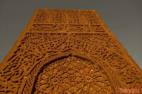 Anadolu ile Orta Asya'nın köprüsü! Bitlis'te 9 asra dayanan Selçuklu Meydan Mezarlığı - 7