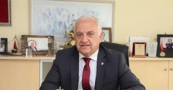 chp-yalova-milletvekili-tahsin-becandan-hadsiz-benzetme-karadenizlilerin-yuzde-5i-pkkdan-beter-1683889017323.jpg