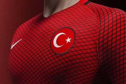Piyasa değeri azalan ve artan Türk futbolcular