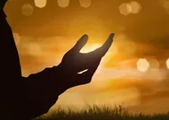 Miraç Kandili namazı kaç rekat? 2, 4, 12 rekat Miraç kandili namazı kılınışı! Miraç gecesi kılınacak namazlar!