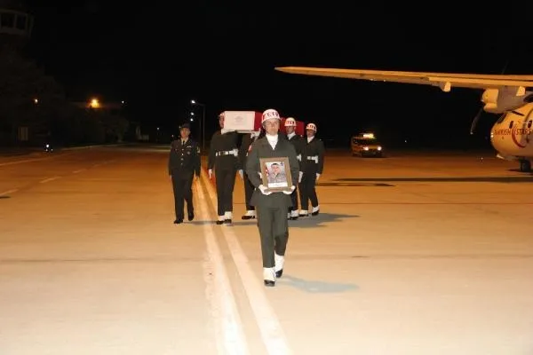 Son dakika: Pençe Kilit harekatından acı haber! 1 askerimiz şehit oldu-4