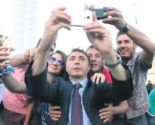 Efsane doğulmaz efsane olunur