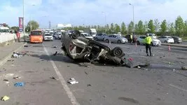 Bağcılar’da zincirleme kaza: 5 araç birbirine girdi