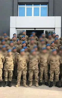 6 kahraman aynı karede