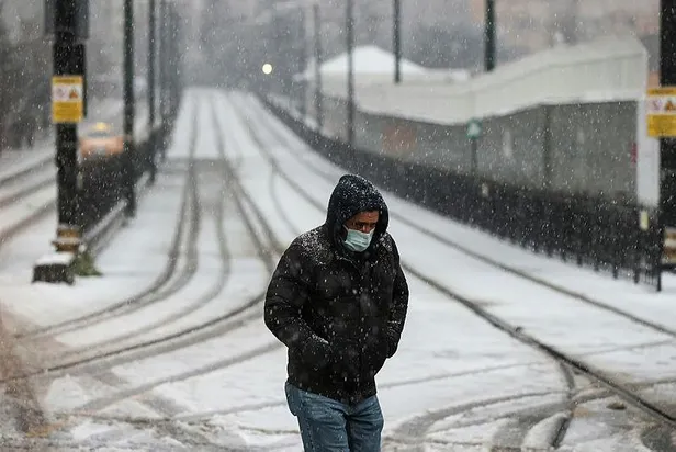 SON DAKİKA: İstanbul'da kar yağışı başladı! Yola çıkacaklar dikkat: Meteorolojiden kritik uyarı | İşte il il 24 mart hava durumu raporu-10