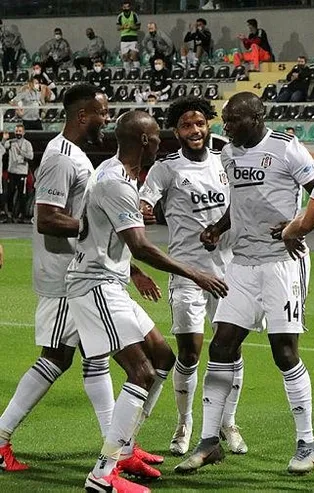 Beşiktaş, Denizli'de 3 puanı 3 golle aldı