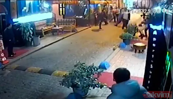 Taksim'de alkollü iki kadın birbirine girdi: Kavga anı kamerada - 4