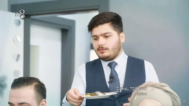 zuhal-topalla-yemekteyiz-ismail-kimdir-kac-yasinda-nereli-19-kasim-cuma-zuhal-topalla-yemekteyiz-puan-durumu-kazanan-yarismaci-1637328794753.jpg Zuhal Topal'la Yemekteyiz İsmail kimdir, kaç yaşında, nereli? 19 Kasım Cuma Zuhal Topal'la Yemekteyiz puan durumu! Kazanan yarışmacı...-3