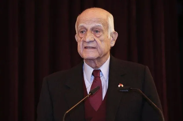 Hakim 'İnan'madı