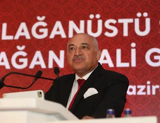 Yeni başkandan istifa çağrısı!