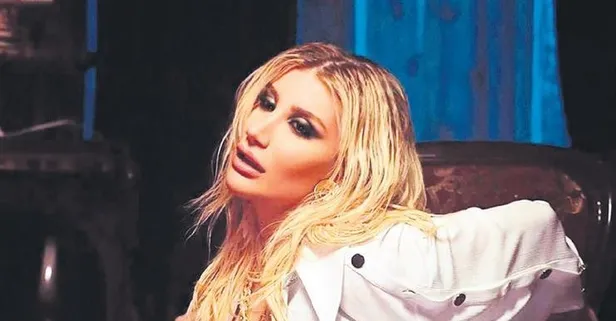 Böyle iltifat görülmedi! İrem Derici Mustafa Sandal’a olan aşkını bakın nasıl ilan etti