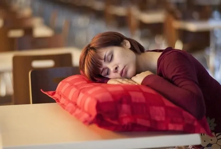 Kaliteli uykunun formülü: Vişne kivi üzüm