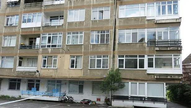Kadıköy'de 6 katlı bina boşaltıldı