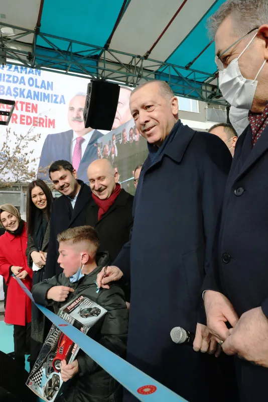 son-dakika-baskan-erdogandan-chp-genel-baskani-kemal-kilicdarogluna-ihale-yaniti-bunun-hayati-yalan-1643548786742.jpg SON DAKİKA! Başkan Erdoğan'dan CHP Genel Başkanı Kemal Kılıçdaroğlu'na ihale yanıtı: Bunun hayatı yalan-12