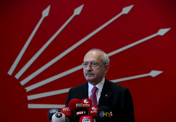 Son dakika: Kemal Kılıçdaroğlu'ndan yeni skandal! FETÖ'cü KHK'lılardan sonra şimdi de PKK'lı barış akademisyenlerine göz kırptı-7