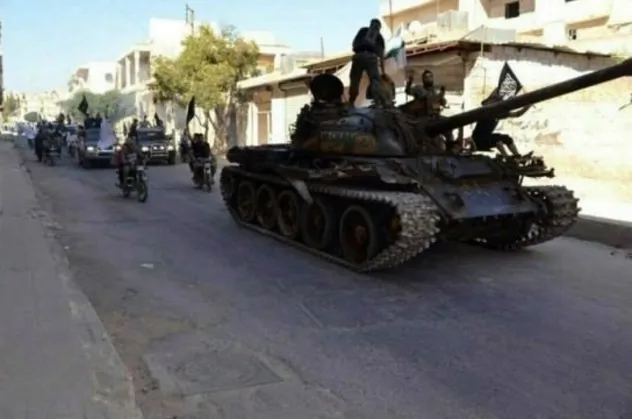 Türkiye Rusya anlaşması sonrası DEAŞ tanklarla gövde gösterisi yaptı