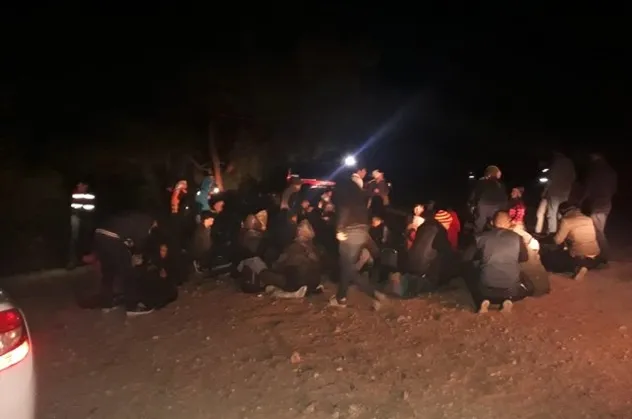 Balıkesir'de 49 düzensiz göçmen yakalandı