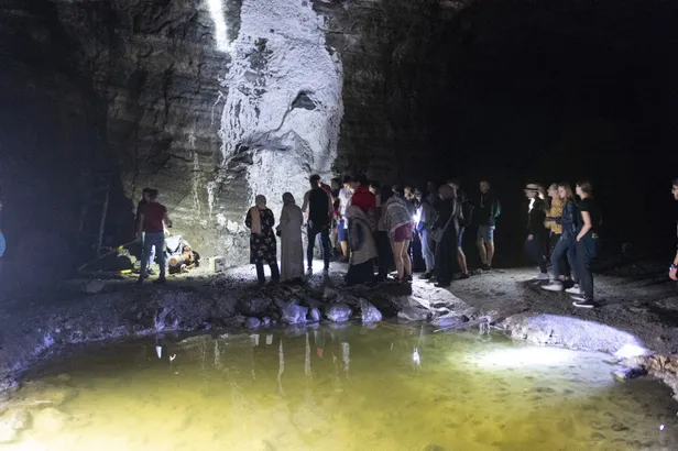 Iğdır'daki Tuz Dağı turistlerin yeni adresi oldu-2