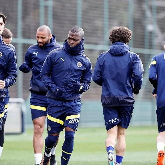 Fenerbahçe Sevilla hazırlıklarını sürdürdü!