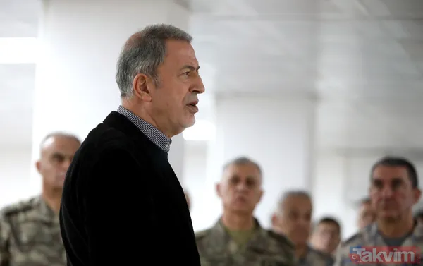 Son dakika: Bakan Akar ve komutanlar Suriye sırının sıfır noktasında - 8