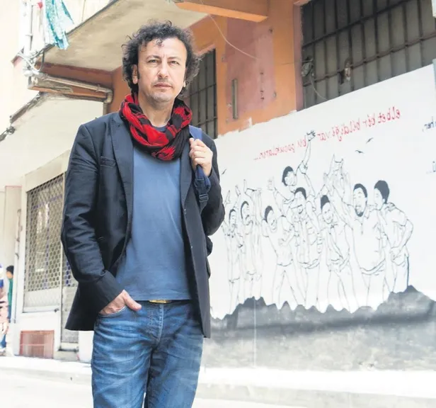 kaza-nedeniyle-aracindan-inen-nedim-senocaka-baska-arac-carpip-kacti-talihsiz-adam-olay-yerinde-hayatini-kaybe-1642629686699.jpeg Kaza nedeniyle aracından inen Nedim Şenocak'a başka araç çarpıp kaçtı! Talihsiz adam olay yerinde hayatını kaybetti-12