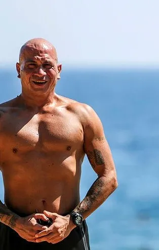 Antalya'da DJ Medar Arıoğlu spor ve diyetle 7 ayda 37 kilo verdi